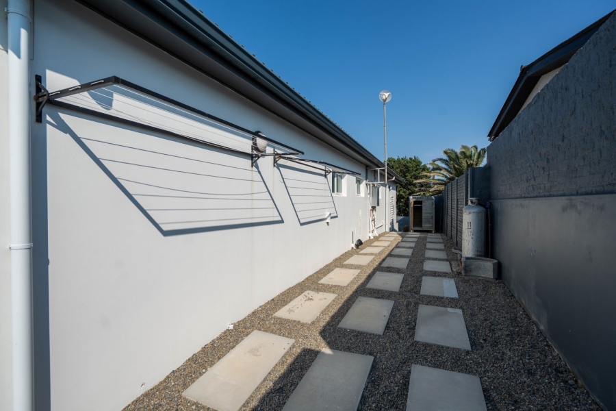 4 Bedroom Property for Sale in West Beach Eastern Cape